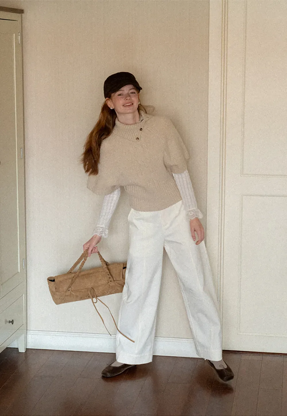 Cropped Cable Knit Sweater with Buttoned Collar