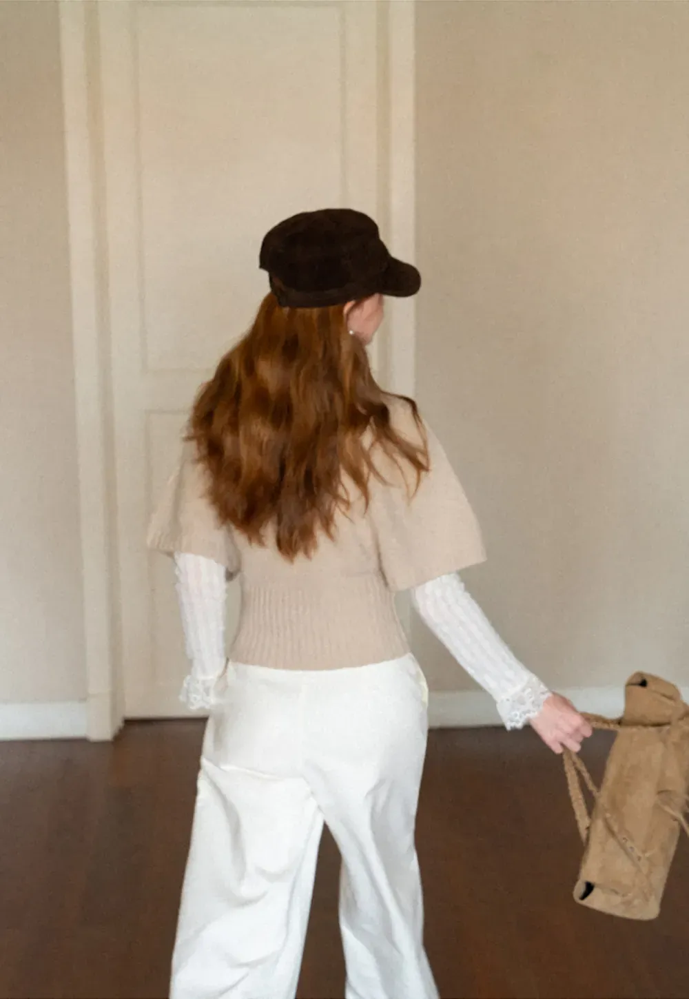 Cropped Cable Knit Sweater with Buttoned Collar