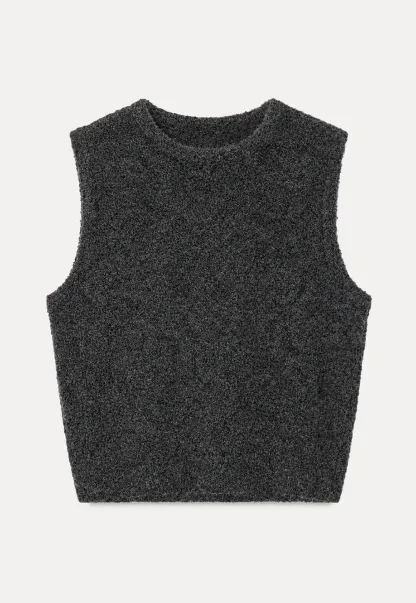 Peter Pan Collar Knit Vest