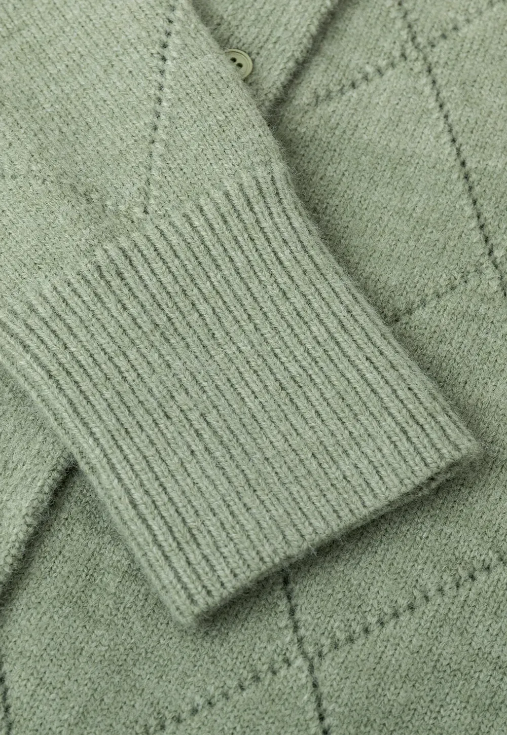 Diamond Stitch Sleeves Cropped Knit Sweater