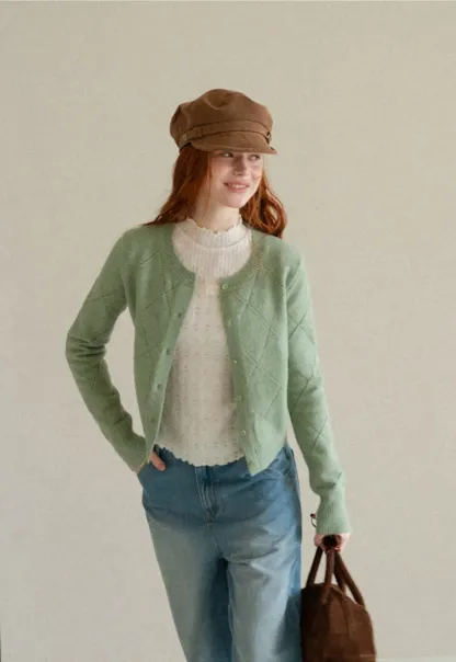 Diamond Stitch Sleeves Cropped Knit Sweater