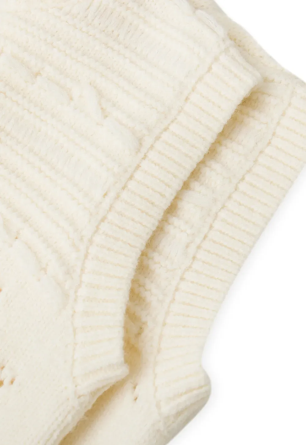 Textured Knit Vest with Peter Pan Collar and Button Closure