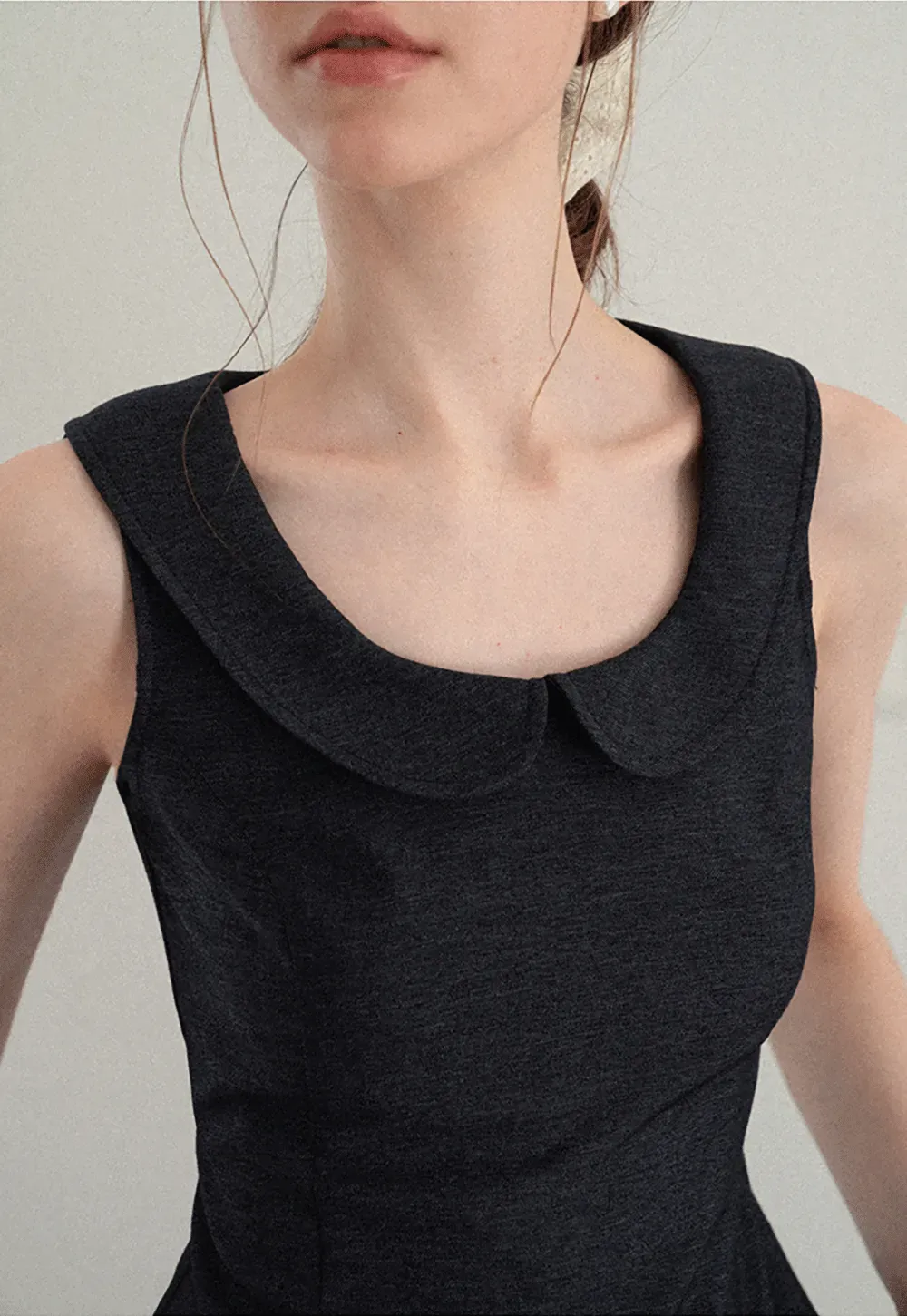 Cropped Sleeveless Top With Open Back Detail And High Waist Wide Leg Pants