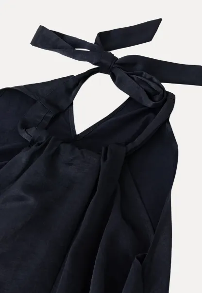 Halter Neck Sleeveless Top with Asymmetrical Hem