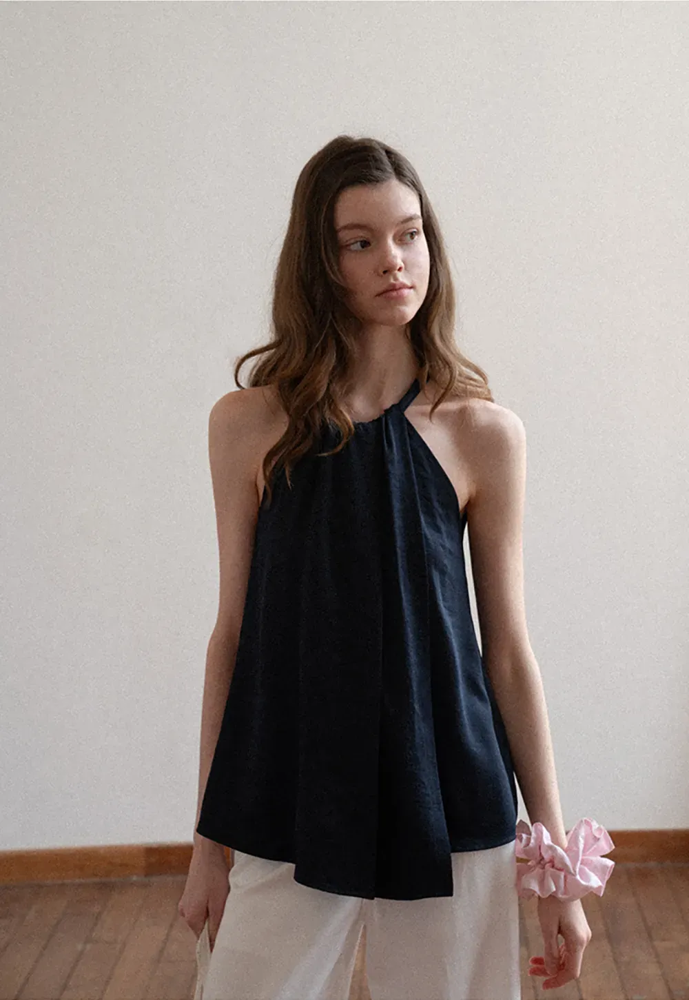 Halter Neck Sleeveless Top with Asymmetrical Hem