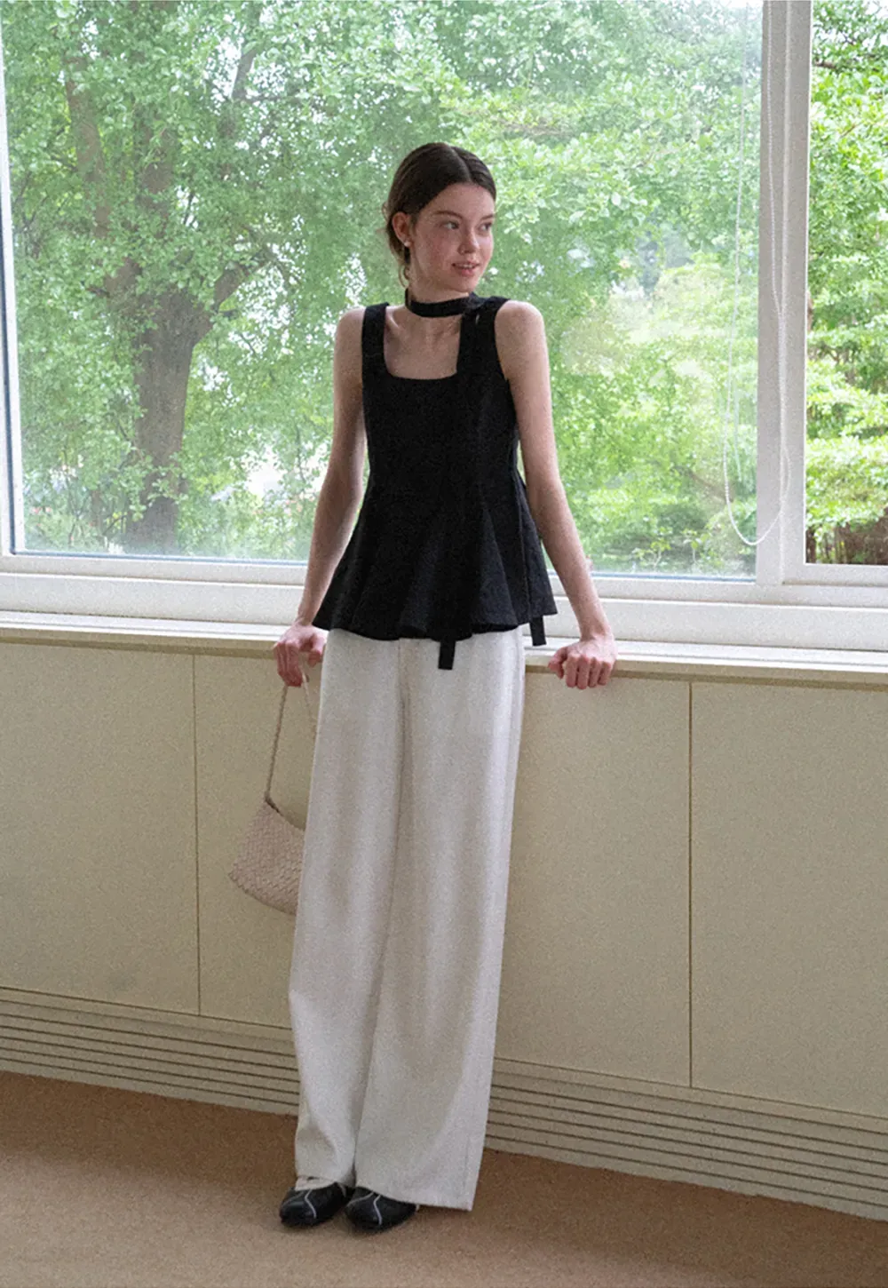 Choker Neckline Pleated Sleeveless Top