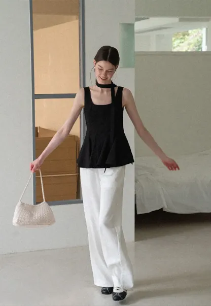 Choker Neckline Pleated Sleeveless Top
