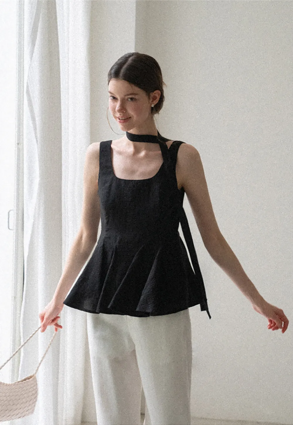 Choker Neckline Pleated Sleeveless Top