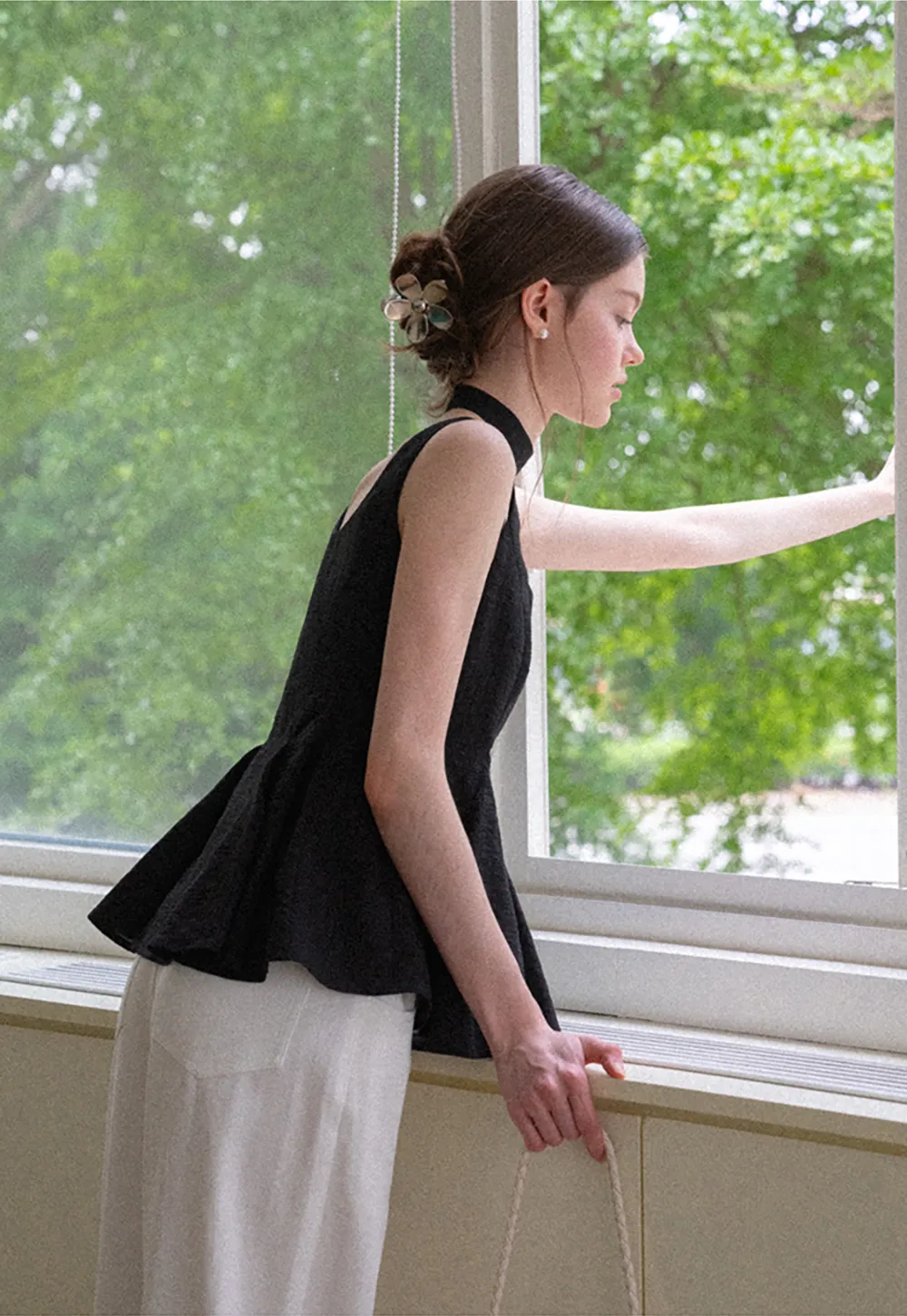Choker Neckline Pleated Sleeveless Top