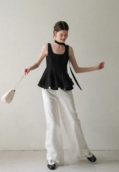 Choker Neckline Pleated Sleeveless Top