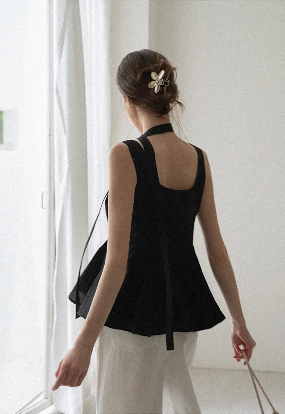 Choker Neckline Pleated Sleeveless Top