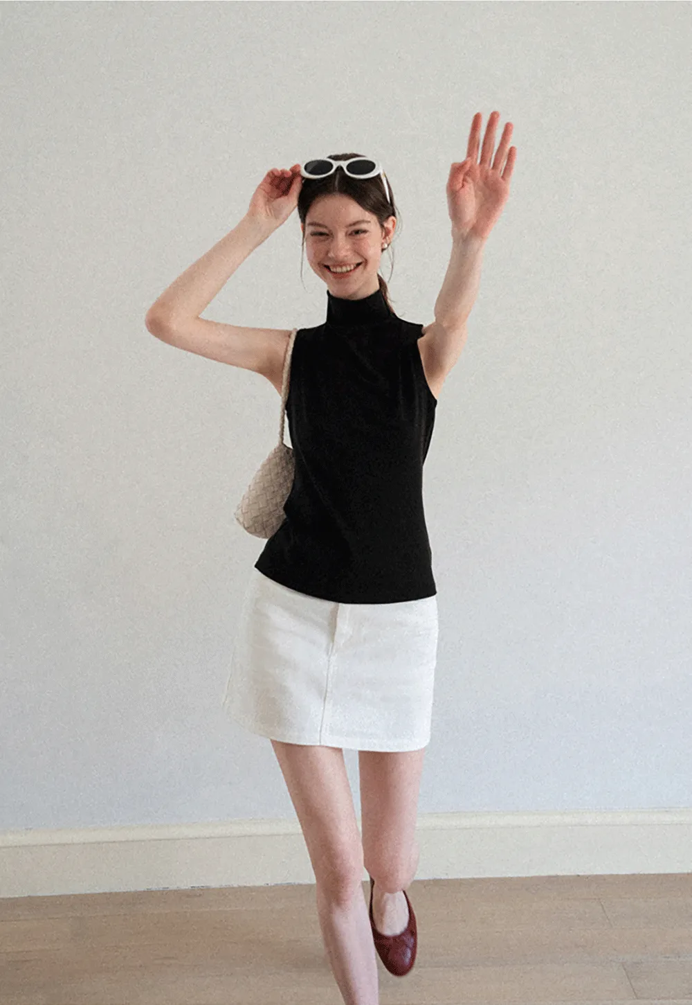 Back Cross Strap High Neck Sleeveless Top