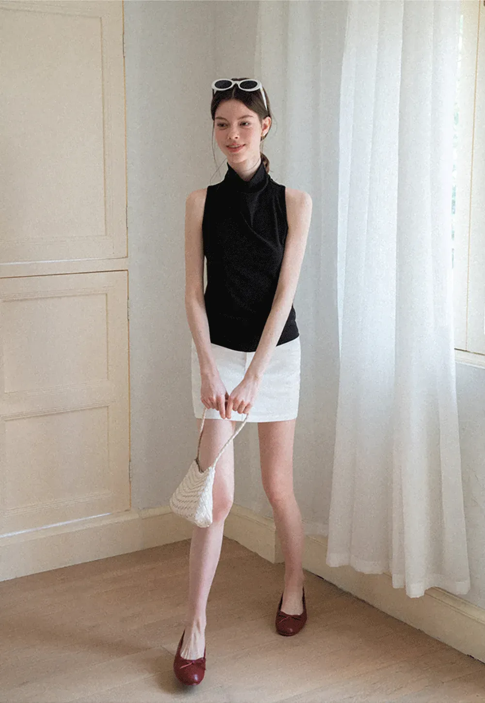 Back Cross Strap High Neck Sleeveless Top