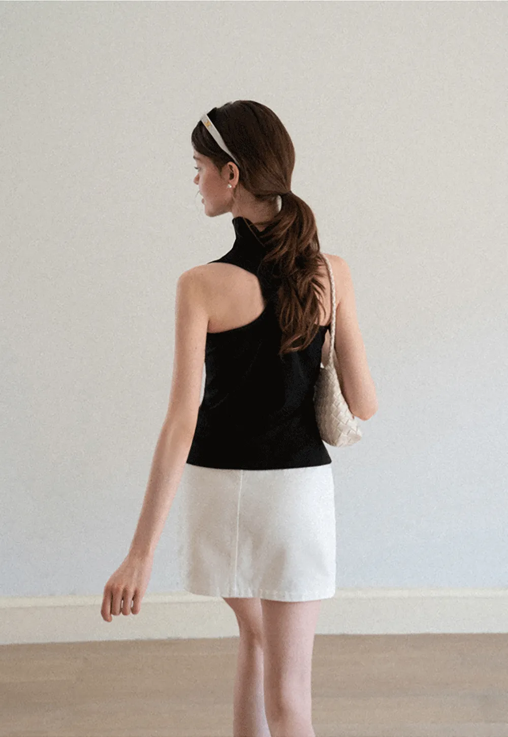 Back Cross Strap High Neck Sleeveless Top