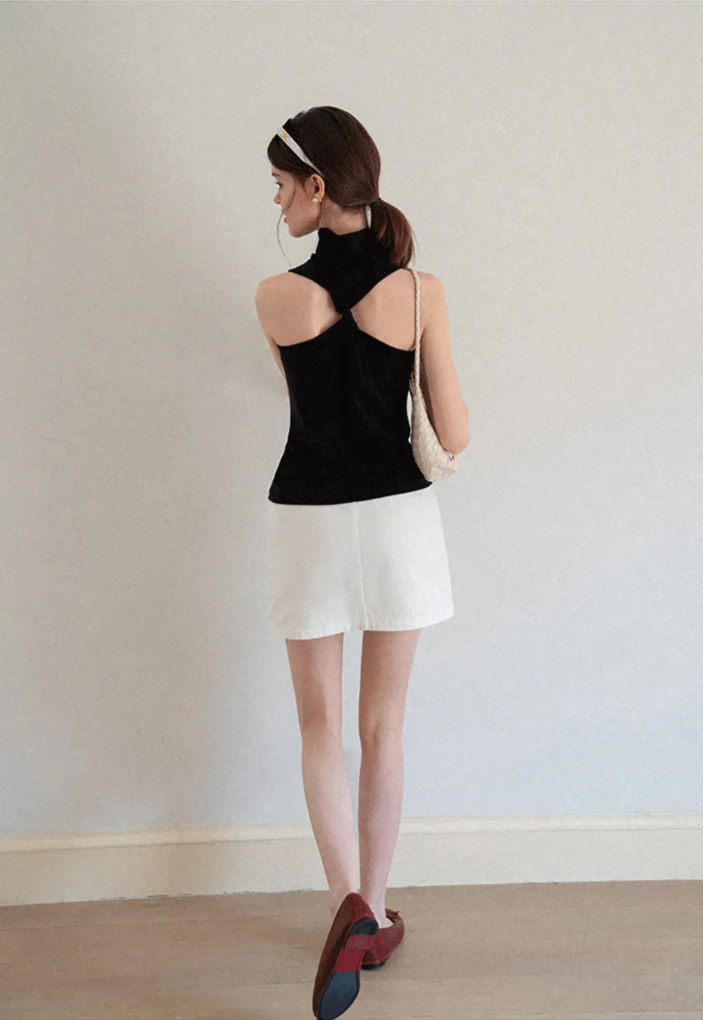 Back Cross Strap High Neck Sleeveless Top
