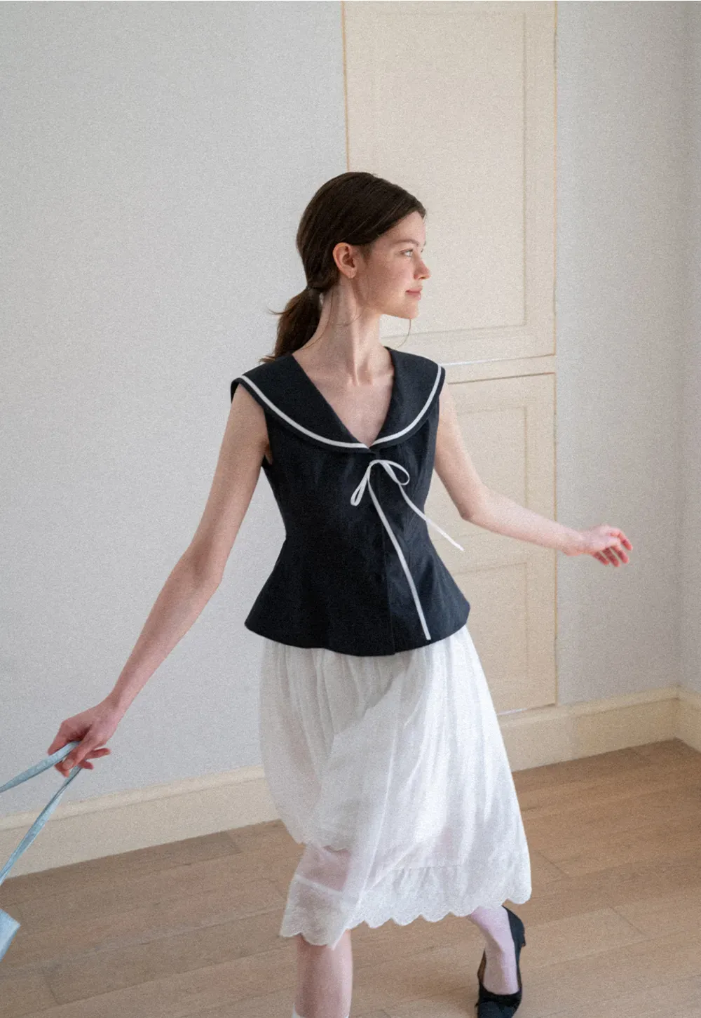 Sailor Collar Drawstring Front Sleeveless Top