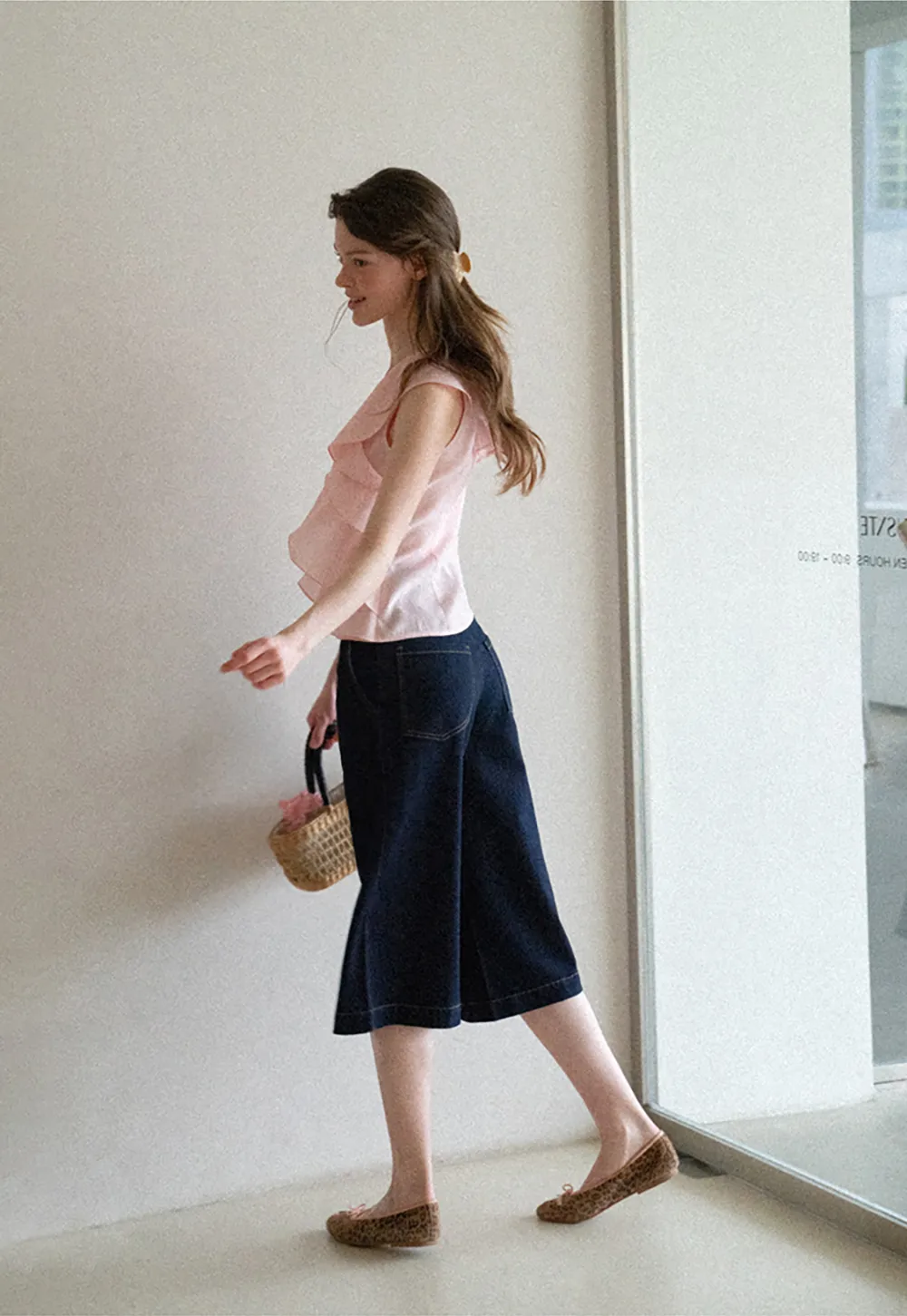 Asymmetrical Ruffled One Shoulder Tank Top