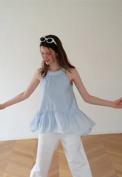 Ruffled Hem Sleeveless Top
