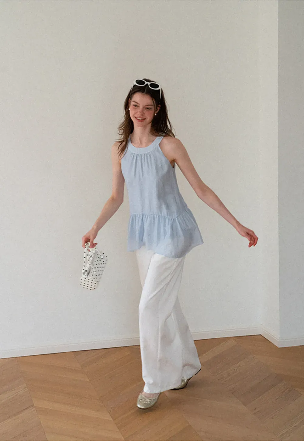 Ruffled Hem Sleeveless Top
