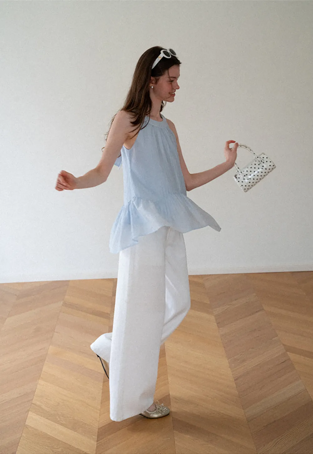 Ruffled Hem Sleeveless Top