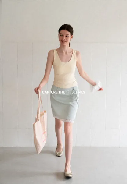 Cross Back Twist Detail Sleeveless Top