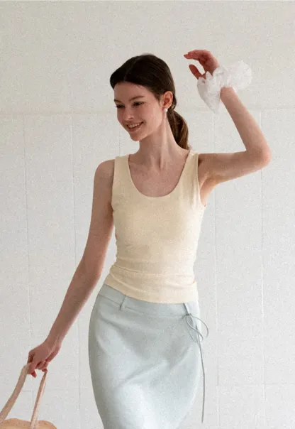 Cross Back Twist Detail Sleeveless Top