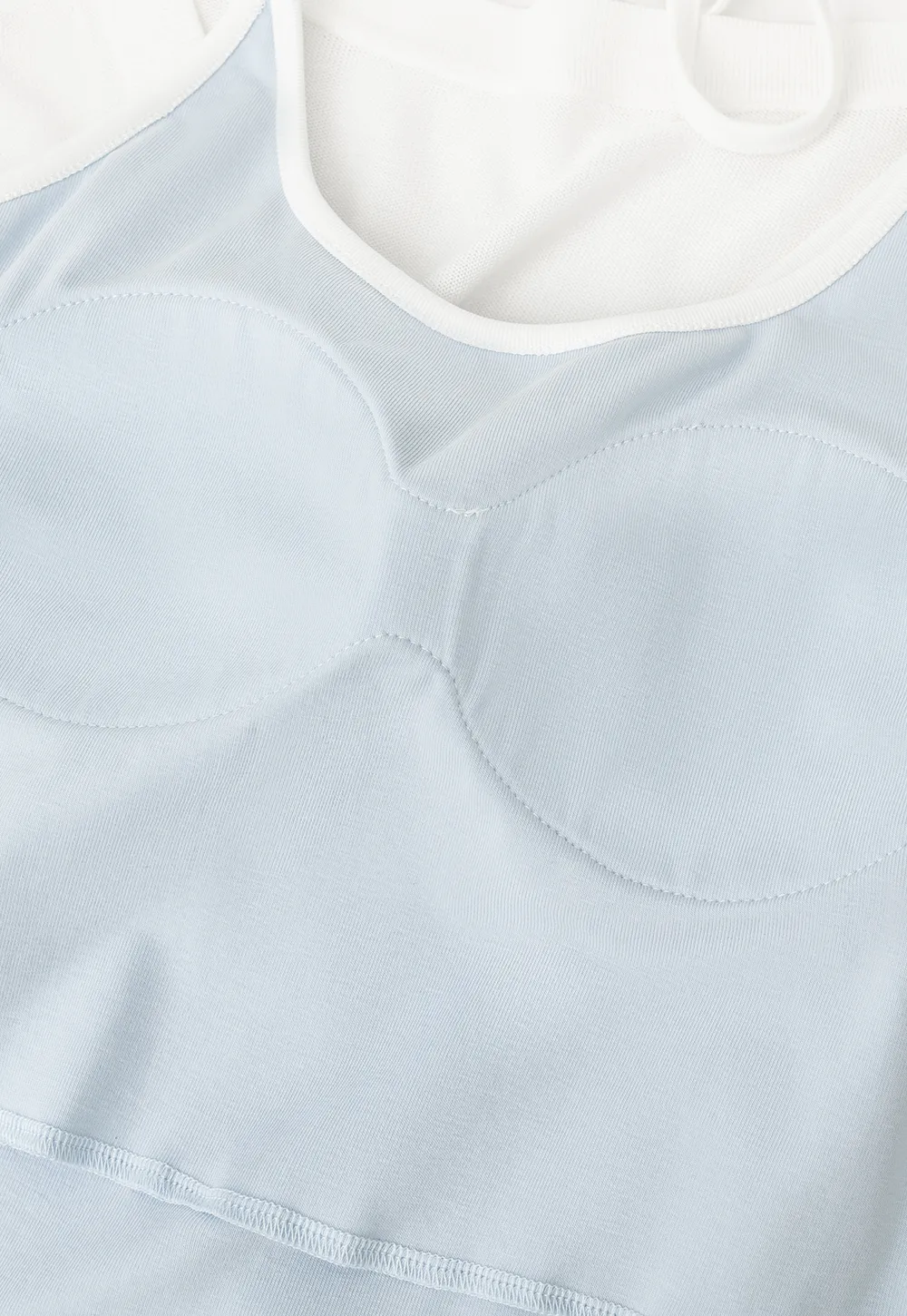 V Neck Sleeveless Knit Top With Ribbed Hem And Cropped Fit