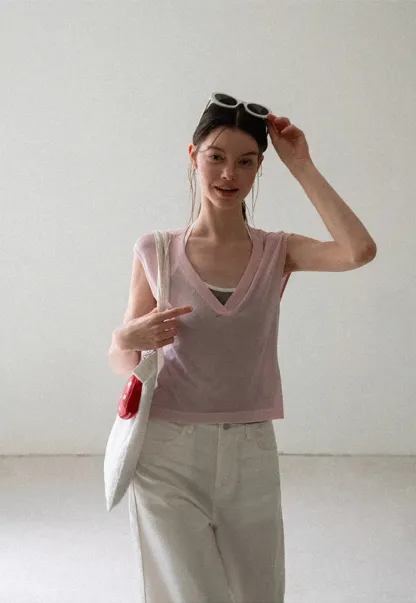 V Neck Sleeveless Knit Top With Ribbed Hem And Cropped Fit
