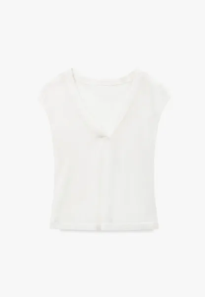 V Neck Sleeveless Knit Top With Ribbed Hem And Cropped Fit