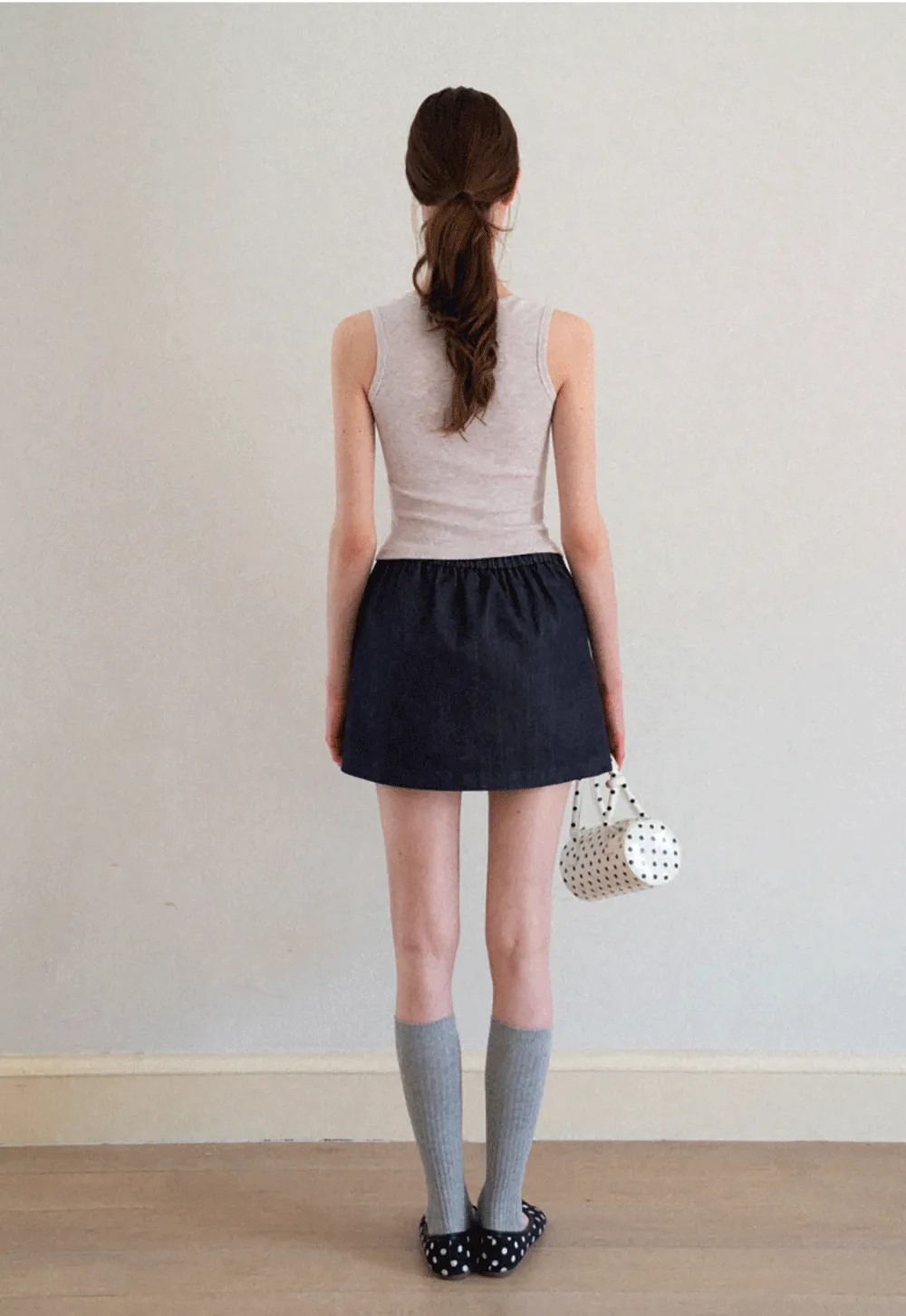 Ribbed Knit Square Neck Sleeveless Top