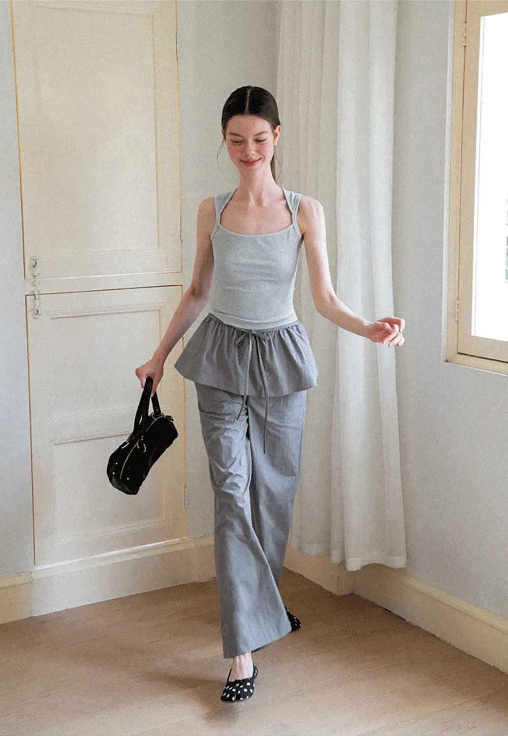 Ribbed Knit Square Neck Sleeveless Top