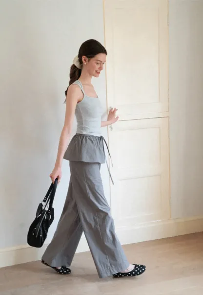 Ribbed Knit Square Neck Sleeveless Top