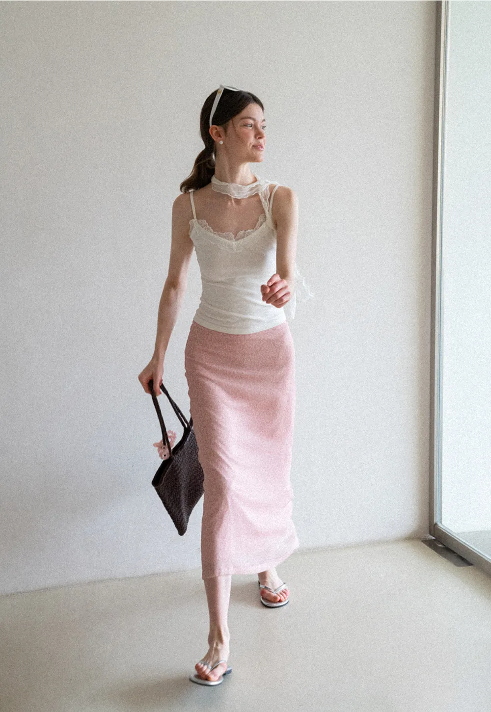 Lace Trim Halter Neck Tank Top