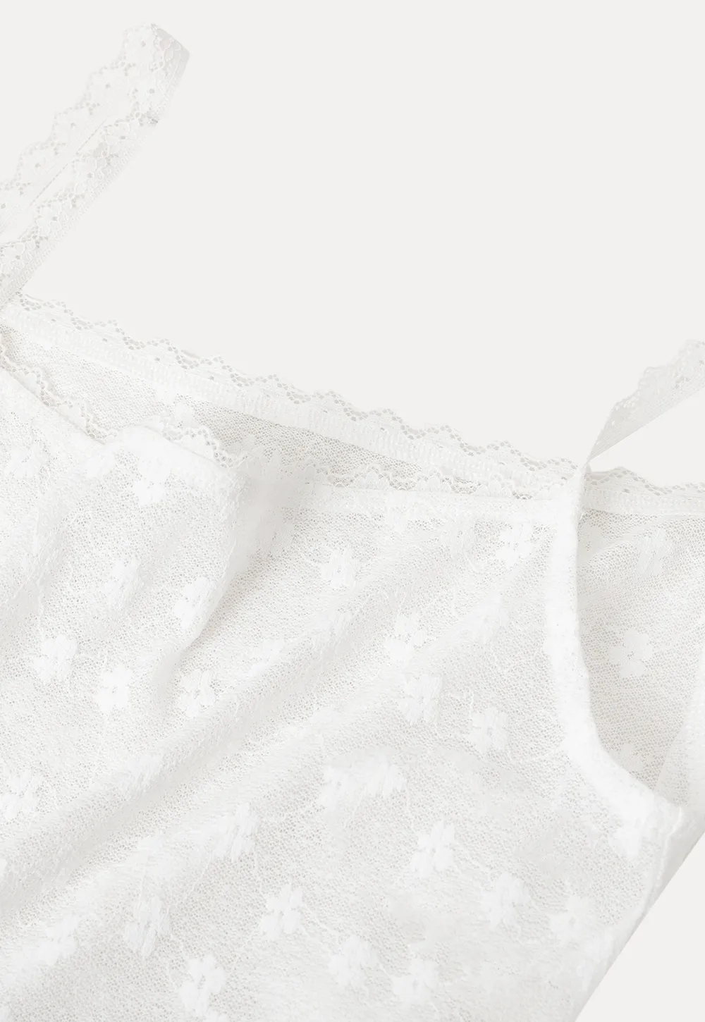 Lace Trim Cropped Floral Embroidered Tank Top