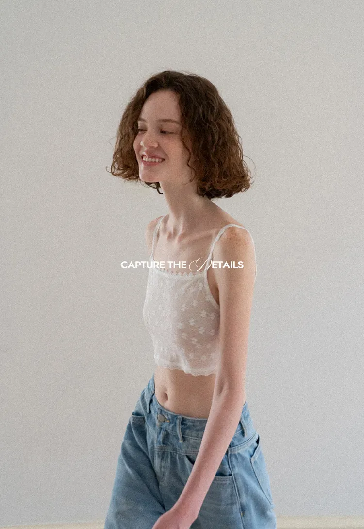 Lace Trim Cropped Floral Embroidered Tank Top