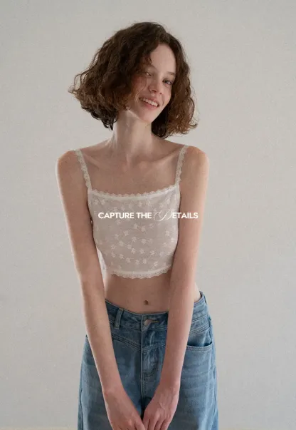 Lace Trim Cropped Floral Embroidered Tank Top