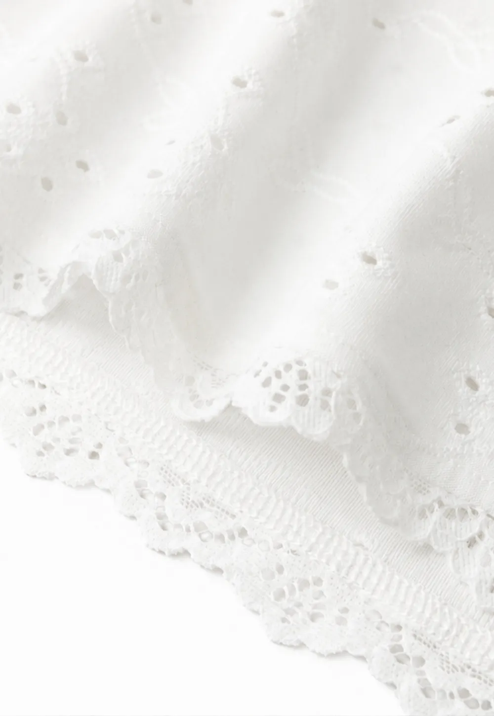 Lace Trim V Neck Sleeveless Top