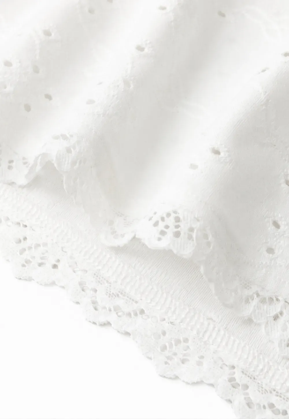 Lace Trim V Neck Sleeveless Top