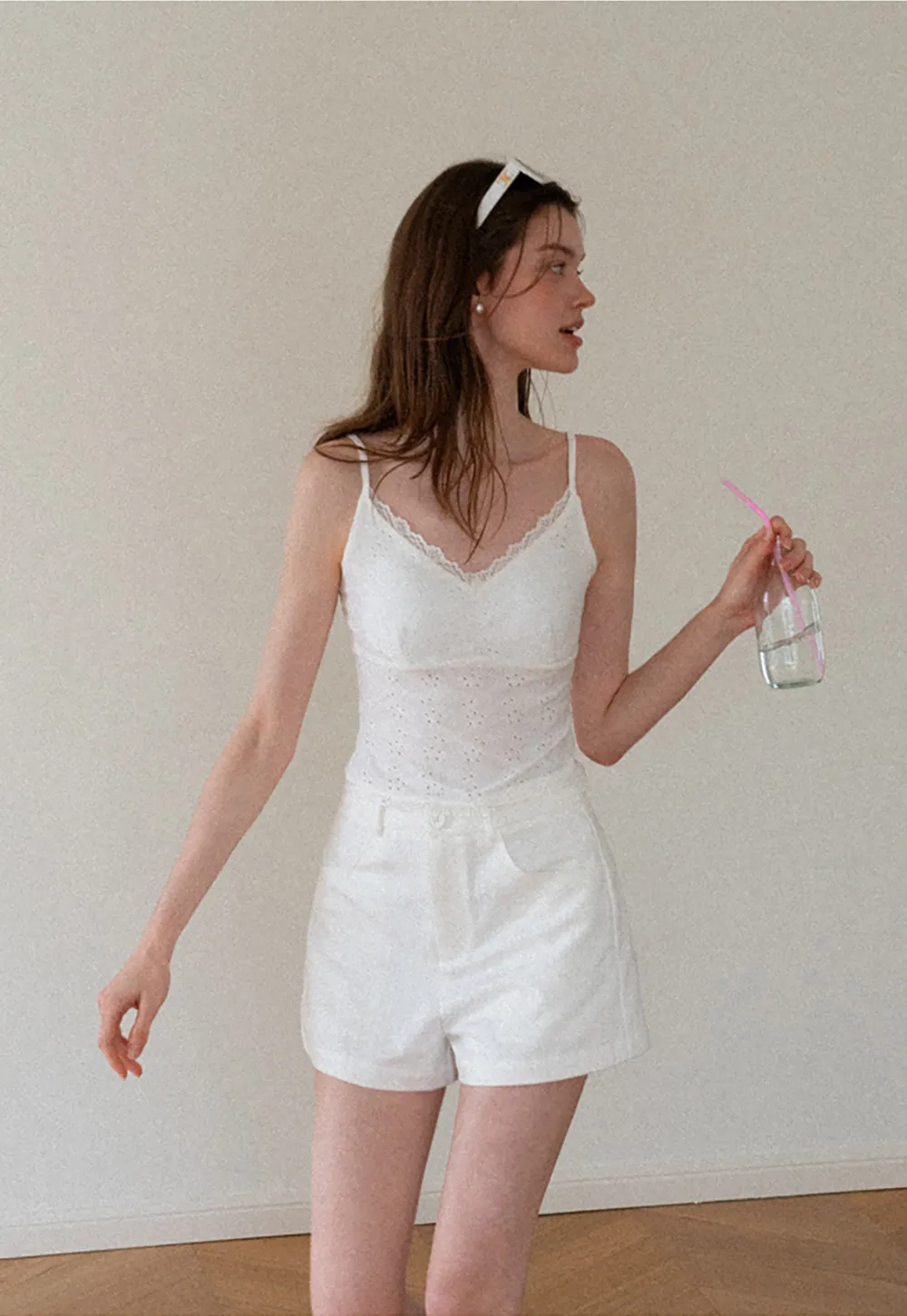 Lace Trim V Neck Sleeveless Top