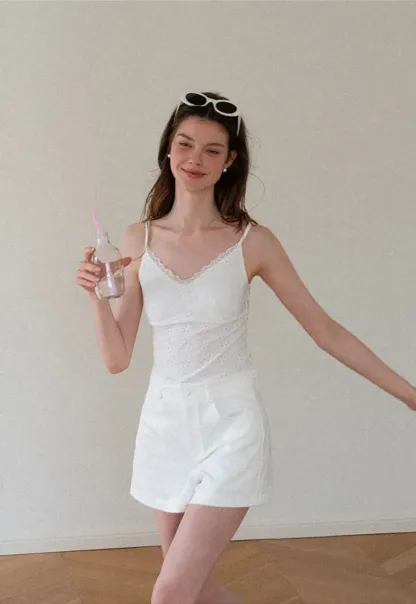 Lace Trim V Neck Sleeveless Top