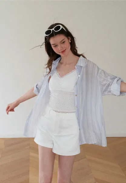 Lace Trim V Neck Sleeveless Top