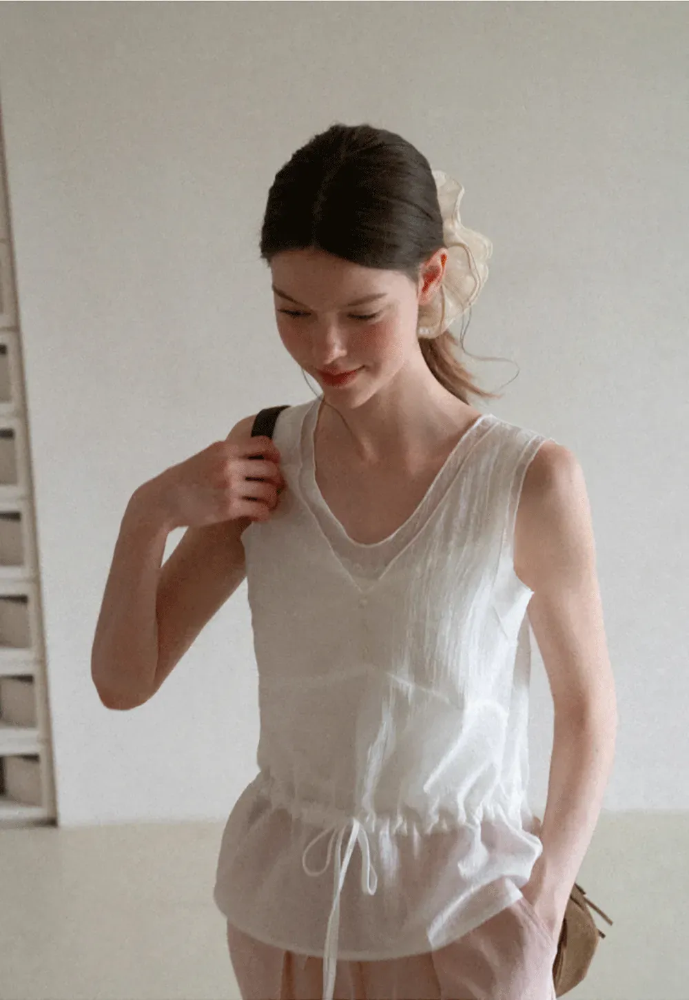 V Neck Drawstring Hem Sleeveless Top