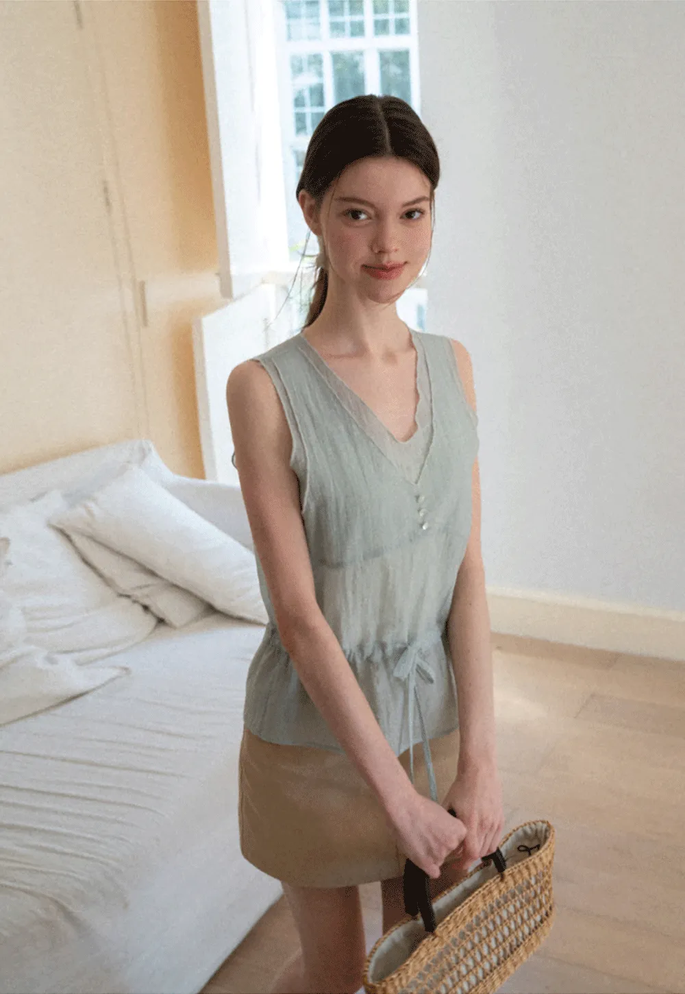 V Neck Drawstring Hem Sleeveless Top