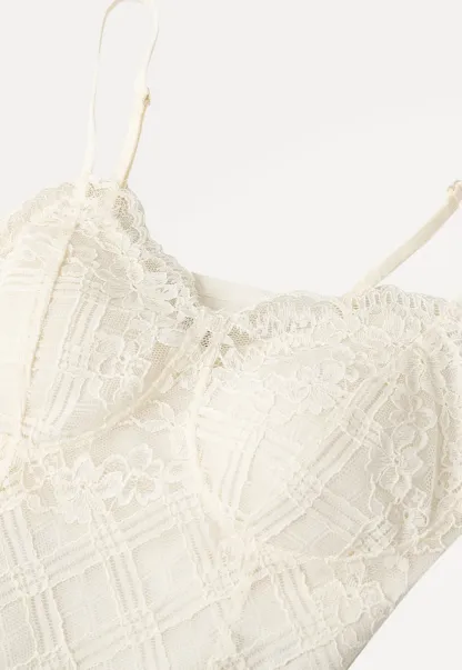Lace Trim V Neck Spaghetti Strap Top