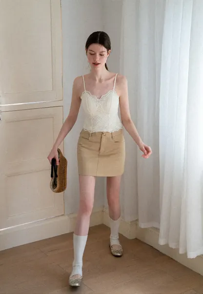Lace Trim V Neck Spaghetti Strap Top