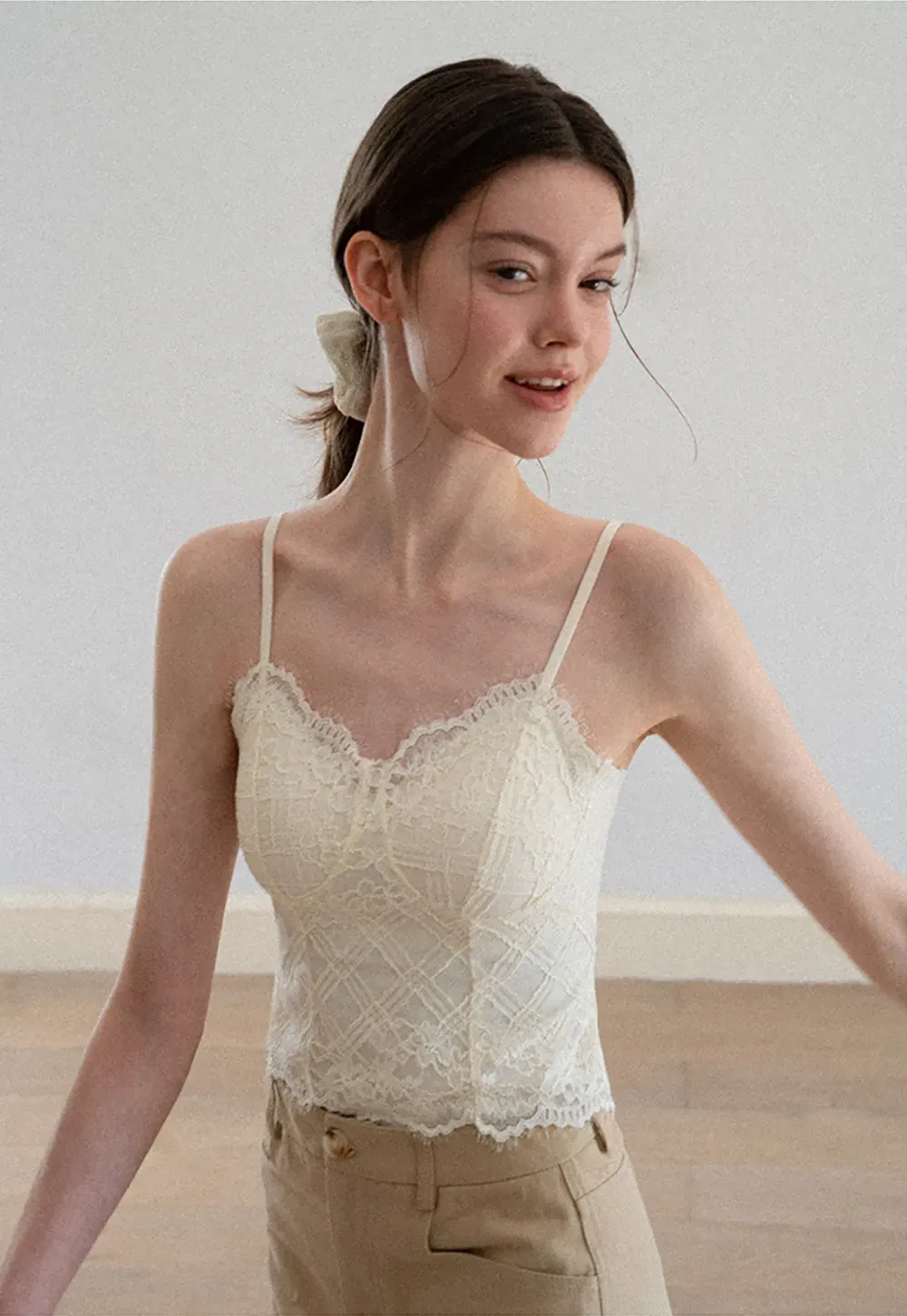 Lace Trim V Neck Spaghetti Strap Top
