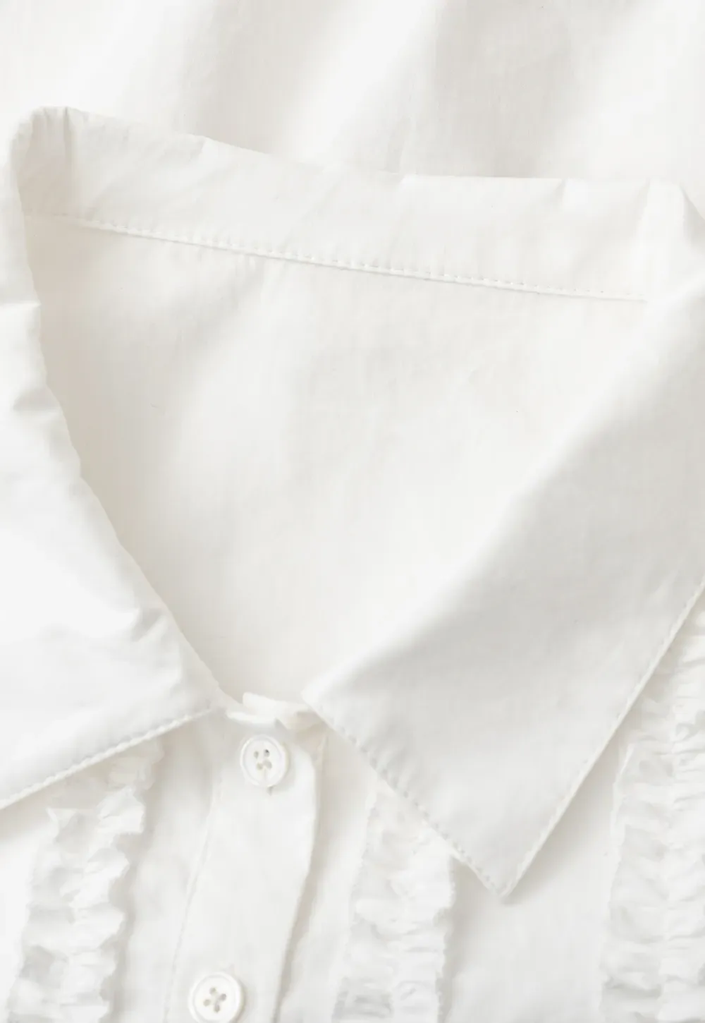 Pleated Front Collar Sleeveless Top