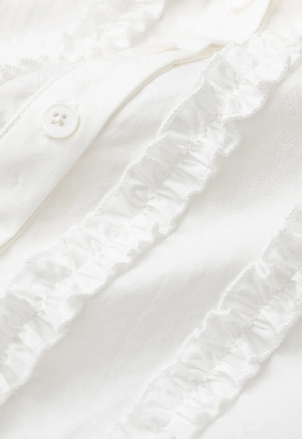 Pleated Front Collar Sleeveless Top