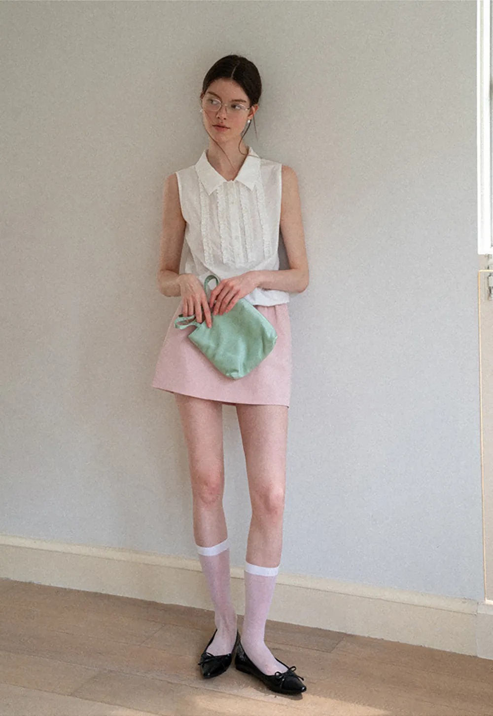 Pleated Front Collar Sleeveless Top