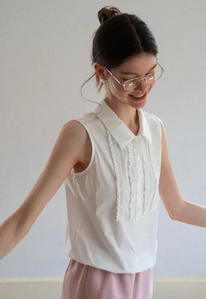 Pleated Front Collar Sleeveless Top